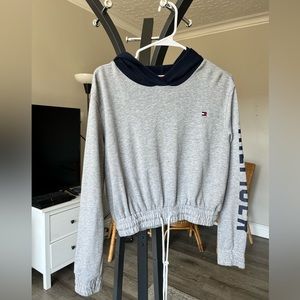 Tommy Hilfiger women’s sweater